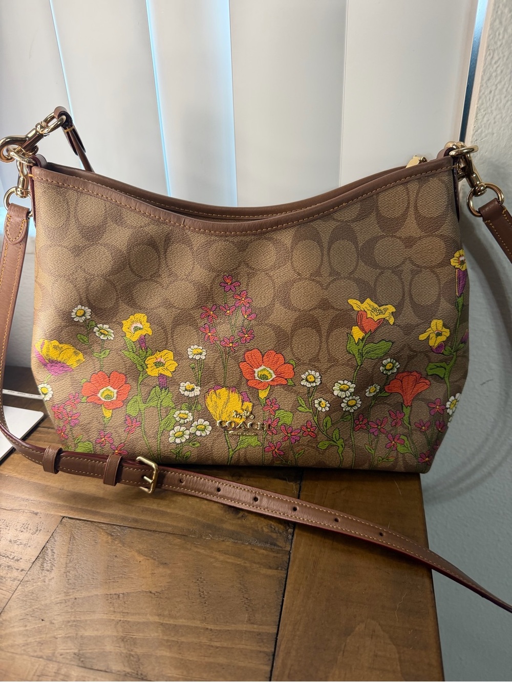 Coach Laurel Shoulder Bag In Signature Canvas With Floral Print CR150 CR150